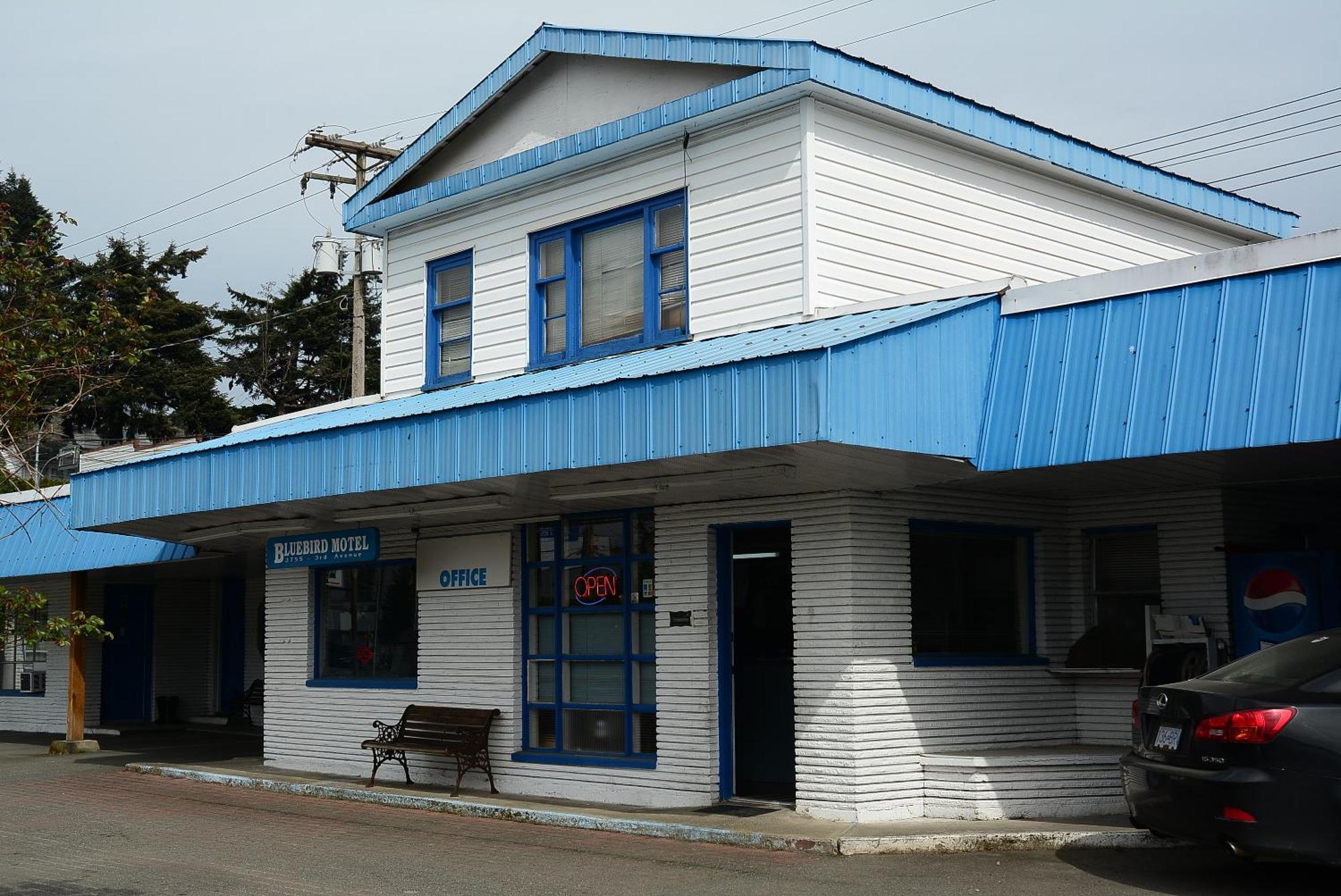 بورت ألبيرني Bluebird Motel المظهر الخارجي الصورة